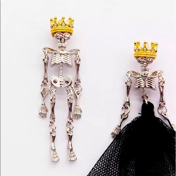 New Gothic King & Queen Skeleton Earrings - Picture 5 of 6